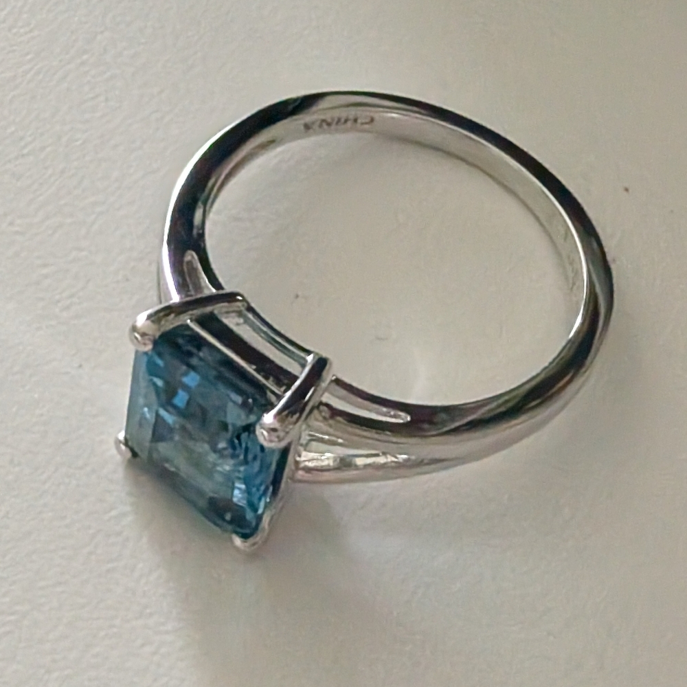 Macy's London Blue Topaz & 925 Silver Ring - Picture 7 of 9